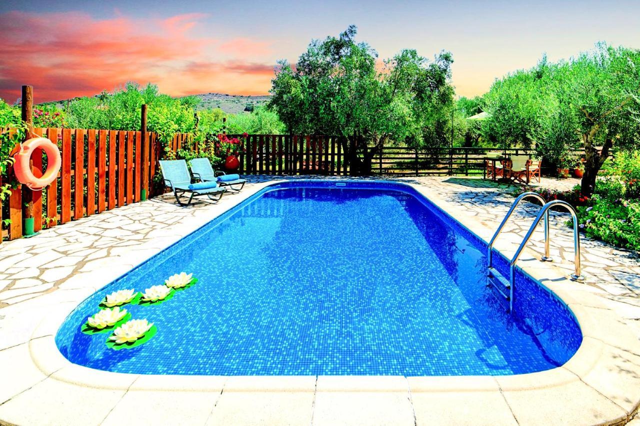 Sentido Villas Arménoi Екстериор снимка